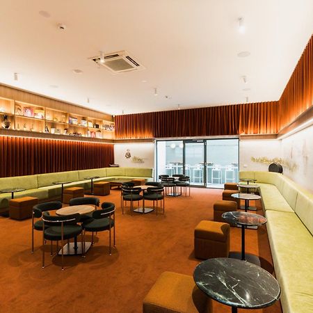 Statesman Hotel Canberra Exterior photo